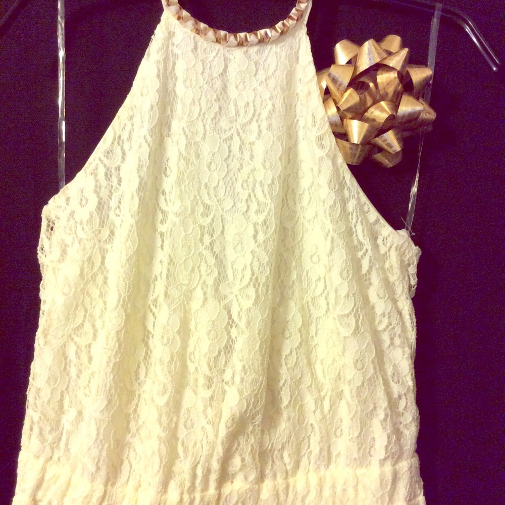 ****Guess -Lace Ivory Jumpsuit******